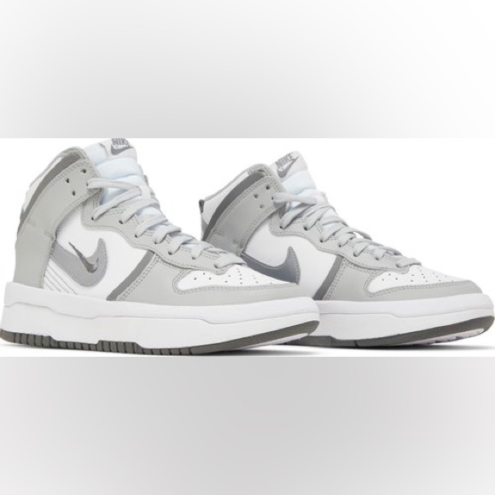 Women’s Nike Dunk High-Up shoes
